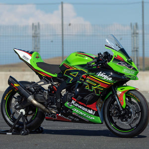 Graves Motorsports WORKS2 Kawasaki ZX-4RR Carbon Full Exhaust System
