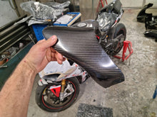 Load image into Gallery viewer, AP Carbon Line 2020+ Yamaha R1 - 400G Carbon Fiber Full Race Body Work