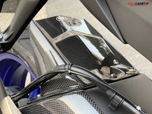 Load image into Gallery viewer, C2R Carbon Fiber Rear Hugger 2006+ Yamaha R6