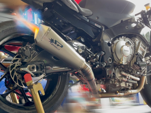 Spark 2015+ Yamaha R1 "Konix" Titanium Full Exhaust System (WSBK Evolution)