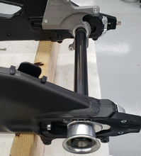 Load image into Gallery viewer, Fast Frank Racing YAMAHA R1 15&#39;+ REAR QUICK-CHANGE KIT #R117