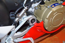 Load image into Gallery viewer, Ducabike TTF06 Ducati Panigale V4 / Streetfighter V4 Frame Cap
